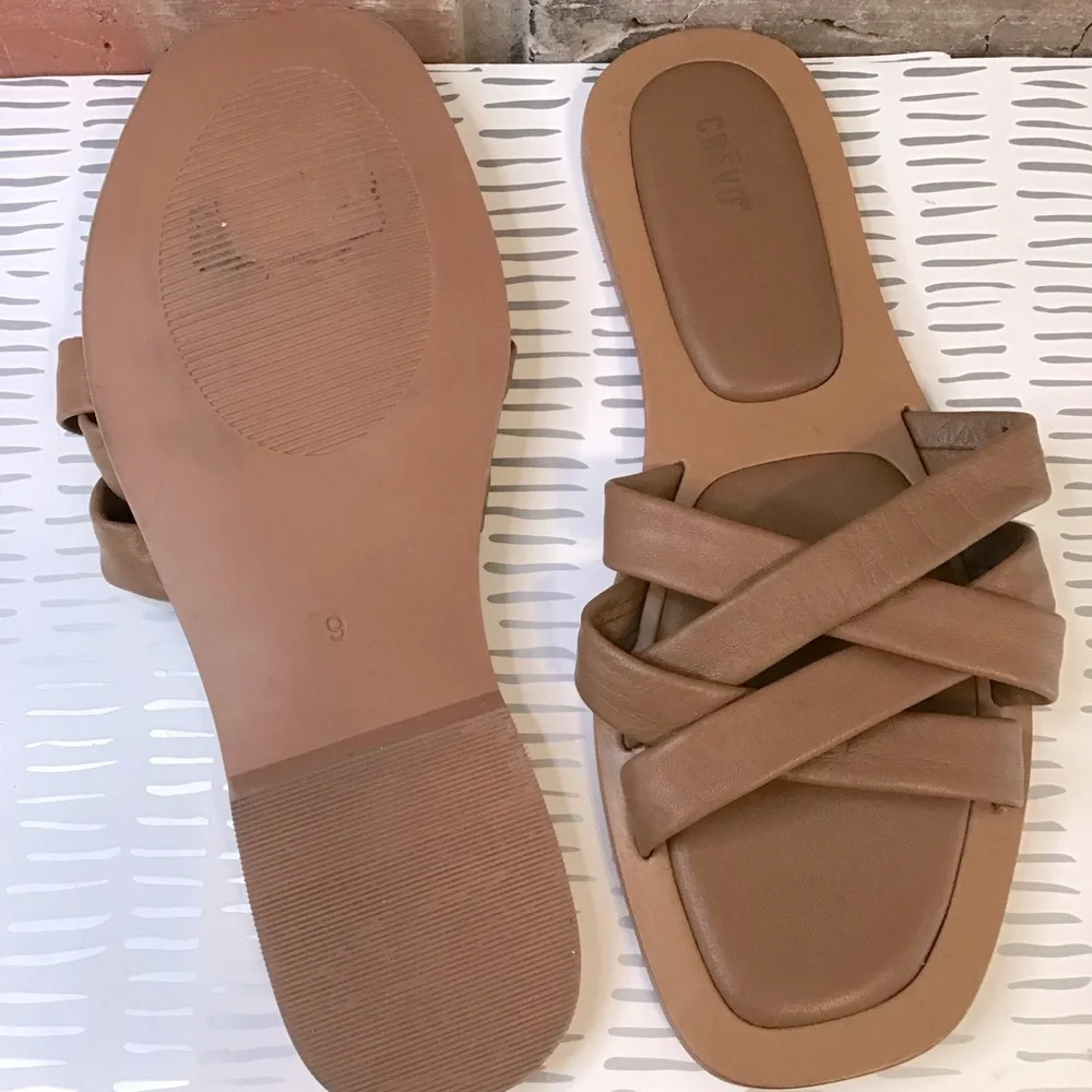 CREVO Women's Chestnut Tan Leather BUSY Crisscross Slide Sandals 9 NEW